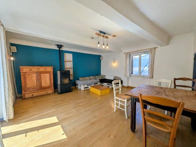 Maison de village sur la commune de claret 123m² Claret