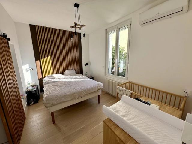 Maison de ville 3 chambres, garage, jardin, jacuzzi, quartier Saint Jean