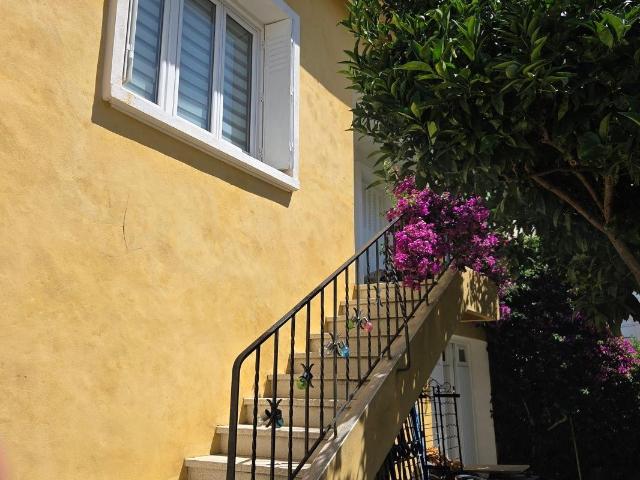 Maison De Ville 3 Faces Type 5 Avec Jardin Garage 92m² Perpignan