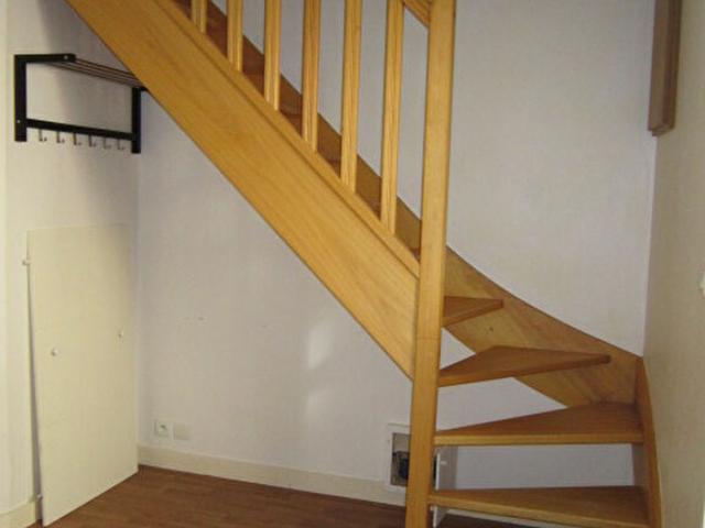 Maison de ville 3 pièces Fontenay le Comte 40.00m² 380€ à louer l'Adresse