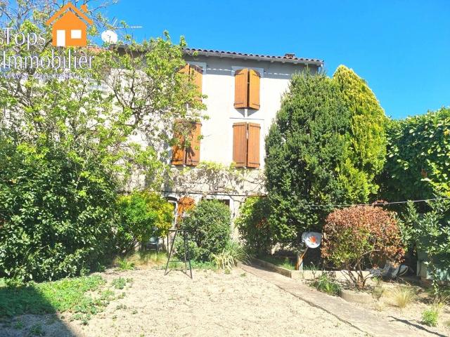 Maison de ville 186 m² Fort potentiel d'investissement Jardi. 186m² Villefranche de Rouergue