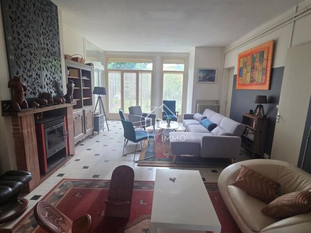 Maison de ville 243m² Montpon Ménestérol