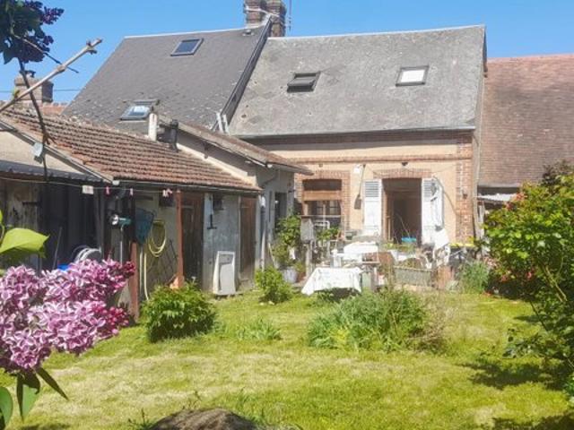 MAISON DE VILLE 2 CHAMBRES A BRETEUIL