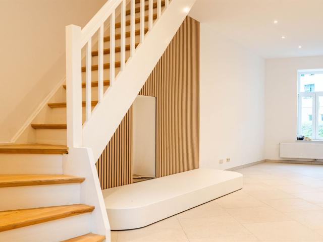 Maison de ville 2ch, entièrement rénovée!