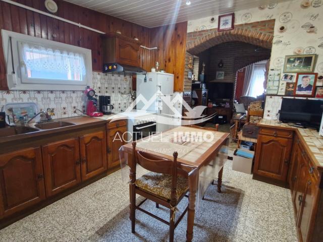 MAISON DE VILLE