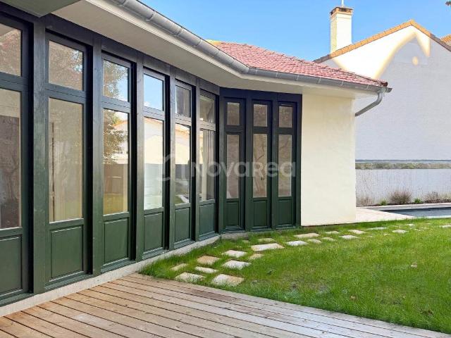 Maison de ville 7 pièces 247m² Pau