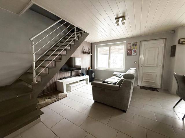 MAISON DE VILLE