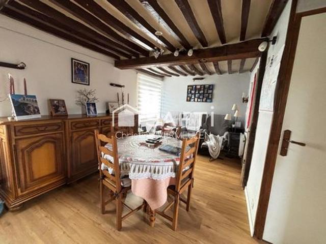 Maison 4 chambres avec terrain et dépendances !
