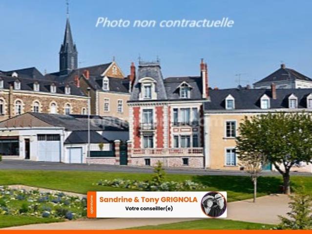 Maison de ville 6 chambres garage et cour – Centre ville d. 153m² Vimoutiers