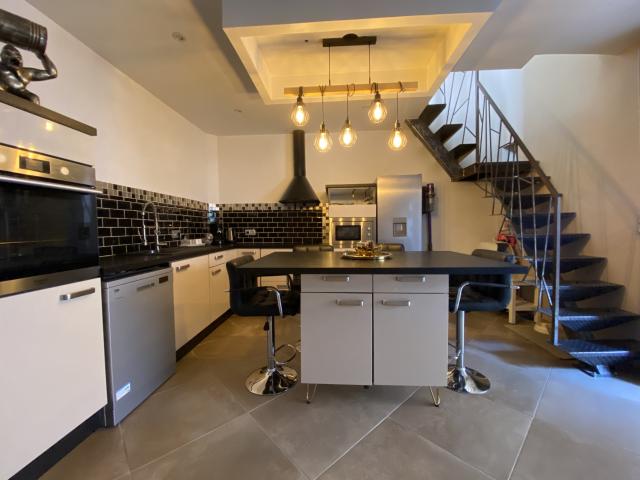 MAISON DE VILLE 80M2 ENTIEREMENT RENOVEE