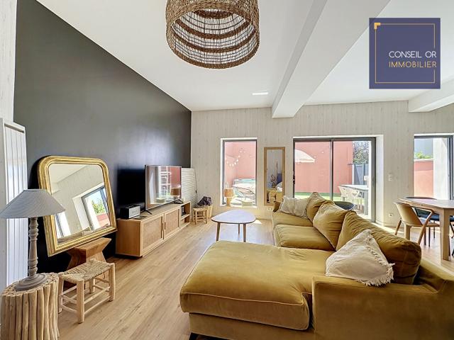 Maison de ville 88m2 3 chambres + stationnement + terrasses