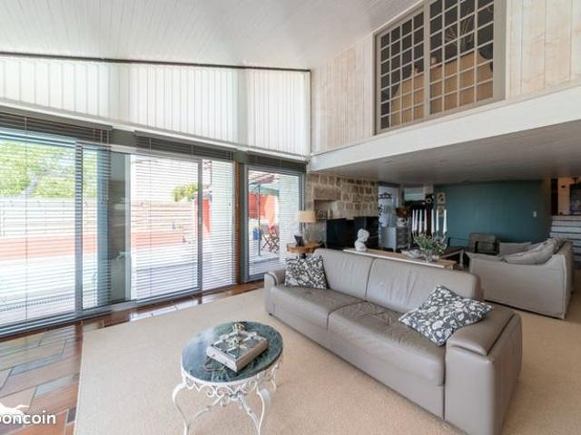 Maison de ville 8 pièces 313 m²