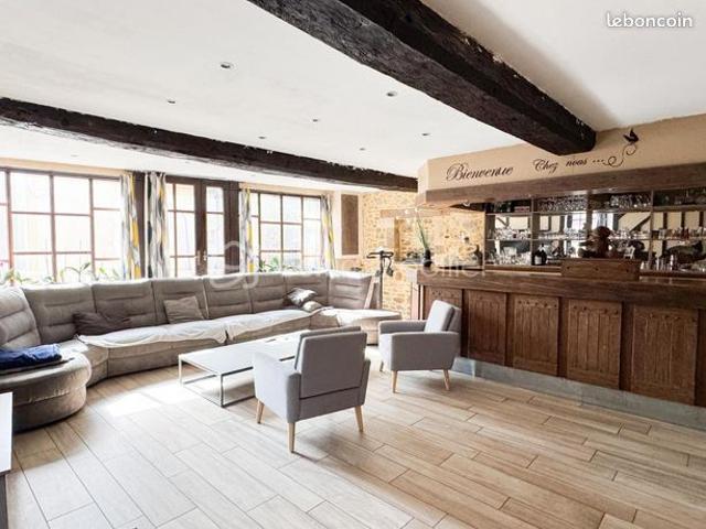 Maison de ville 8 pièces 324 m²