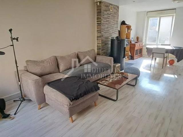 Maison de ville 97.5m² 3 chambres jardin garage