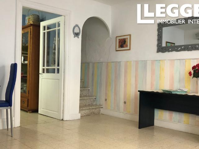 Maison de ville clé en main, 4 pièces, salle d'eau, 2 chambres, balcon, à deux pas du Canal du Midi