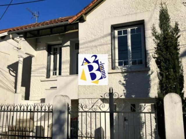 Maison de ville à L Isle D Espagnac à louer Locagestion, expert en gestion locative