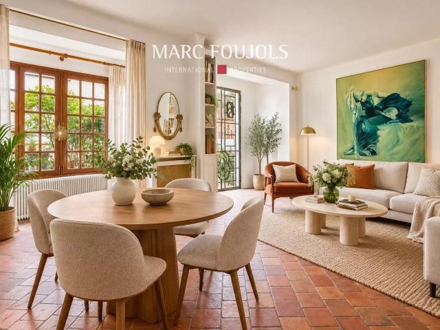 Maison de ville à la Mouzaïa. 158m² Paris 19ème