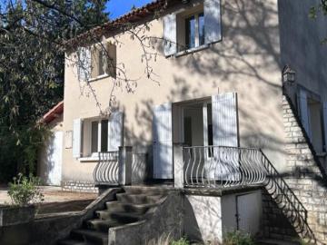Maison de ville à Les Angles à louer Locagestion, expert en gestion locative