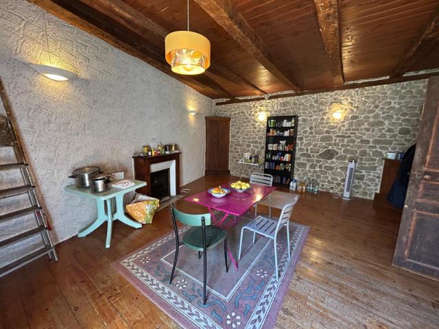 Maison de ville à MEYMAC en Corrèze