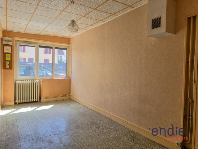 Maison de ville à rénover – Idéal investisseur – Bessay sur Allier