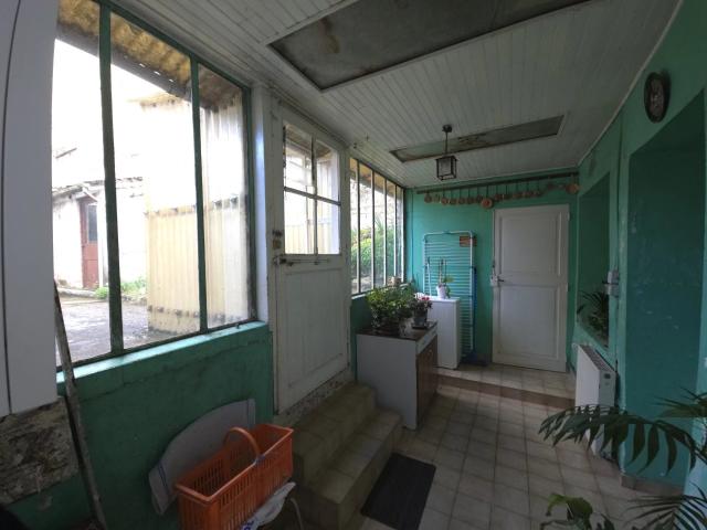 Maison de ville à rénover – Proche centre de Loudun 86 108m² Loudun
