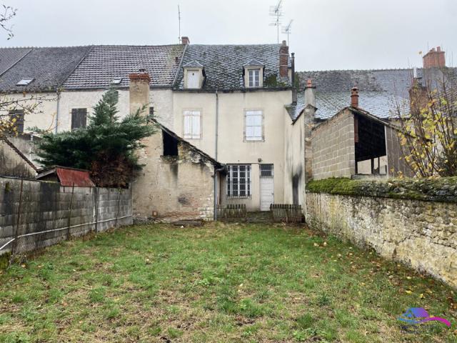 Maison de ville à rénover !