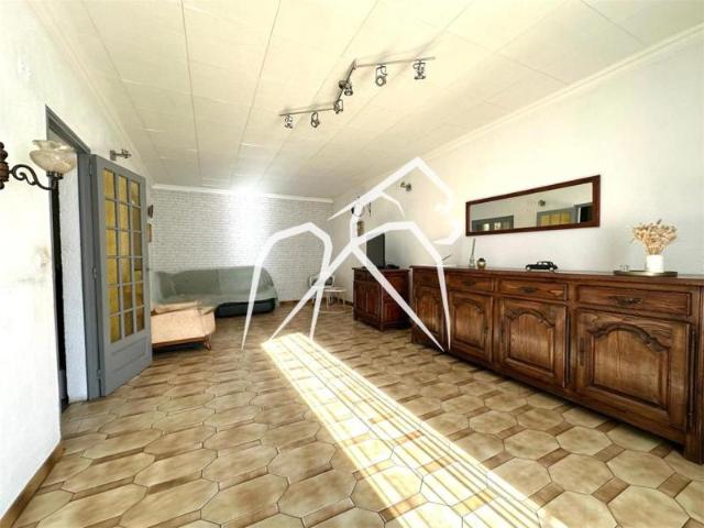 Maison de Ville à Rénover | 5 Pièces | Montpellier | 214m² + Garage 36m²