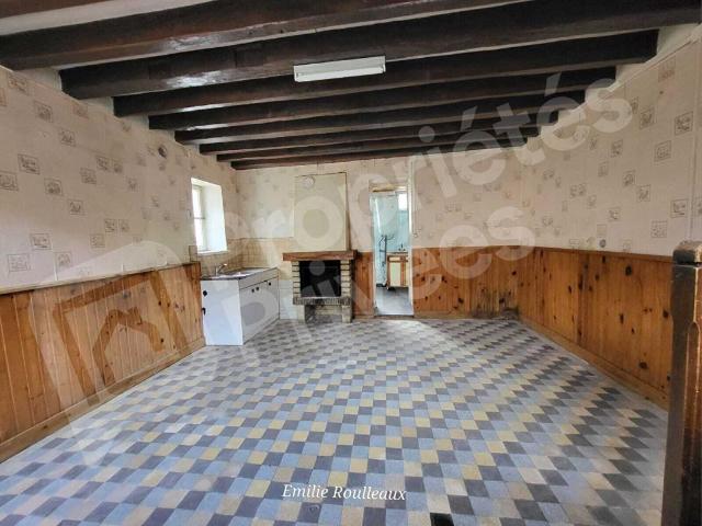 Maison en pierre atypique à fort potentiel ! Angervilliers 162 000