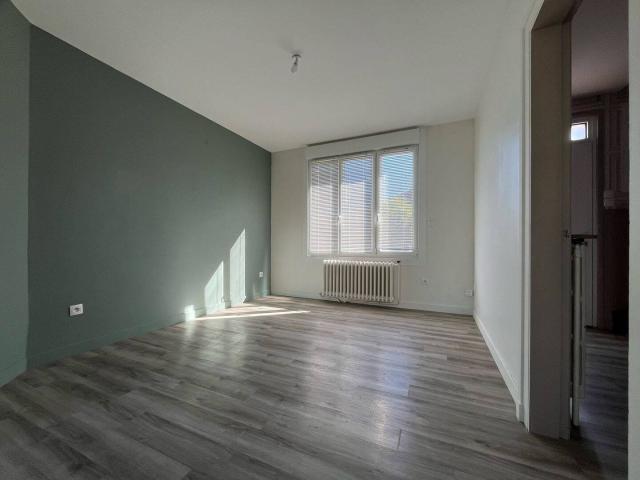 MAISON DE VILLE ARRAS 4 pièce s 106.20 m2
