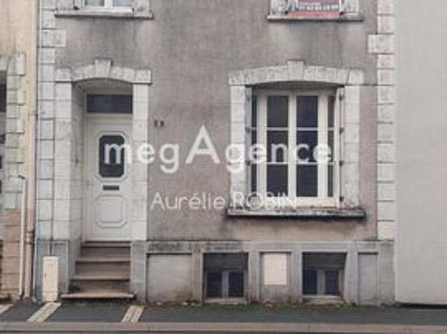 Maison de ville au cœur de Bégrolles en Mauges