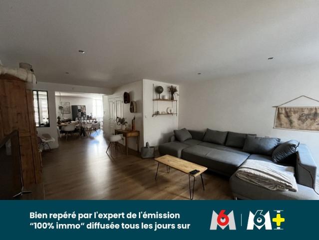 Maison de ville avec terrasse