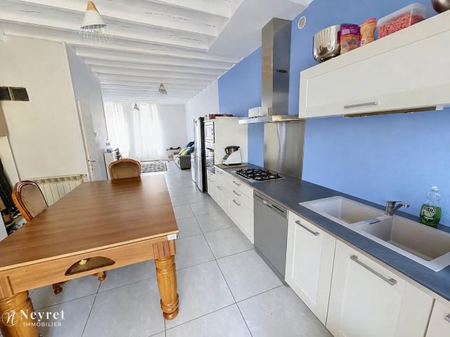 Maison de ville avec terrasse, cour et garage Rive de Gier