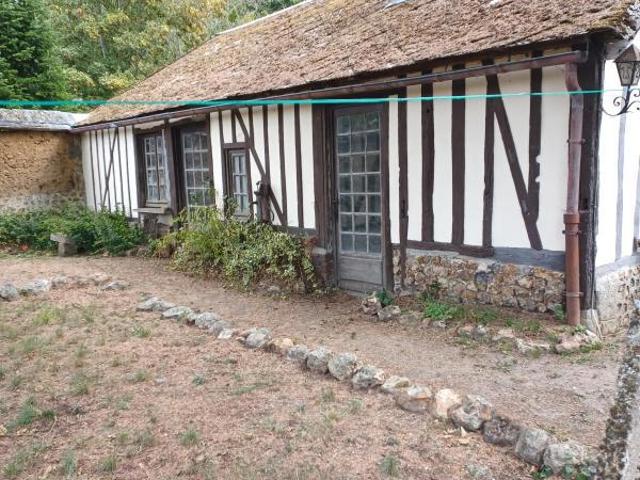 MAISON DE VILLE AVEC UNE DEPENDANCE AU FONDS DU JARDIN
