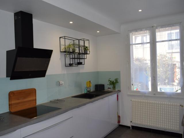 Maison de ville avec vues et jardin 159m² Quillan