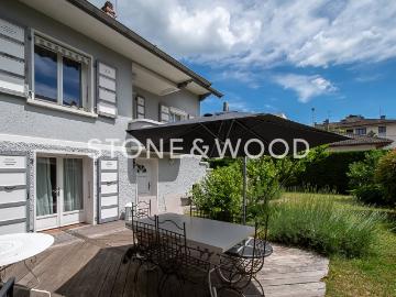 Maison de ville avec appartement indépendant à Annecy 206m² Annecy