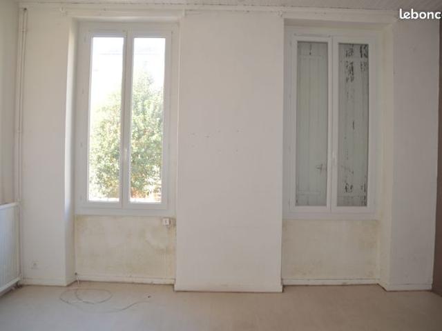 Maison de ville avec cour