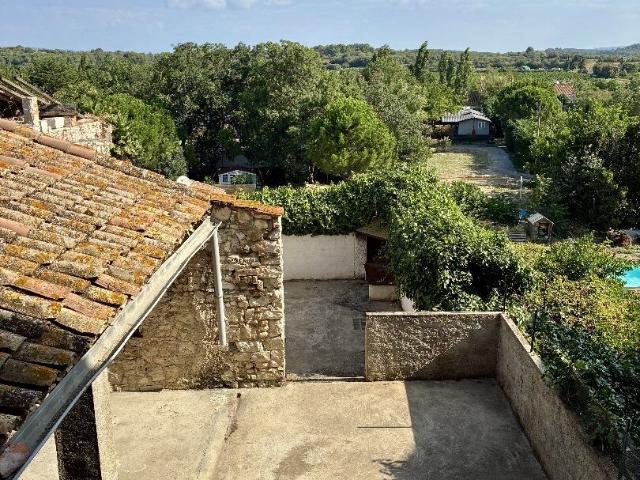Maison de ville avec grande cour, garage et cave. 156m² Sigean