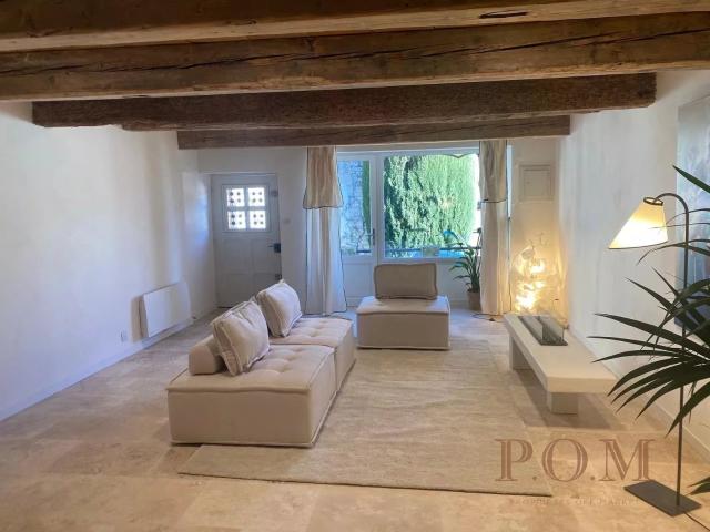 Maison de ville avec jardin 148m² Villeneuve lès Avignon