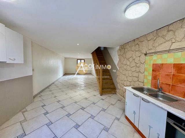MAISON DE VILLE de 104 m2 AVEC GARAGE ET ATELIER de +/ 40 m2