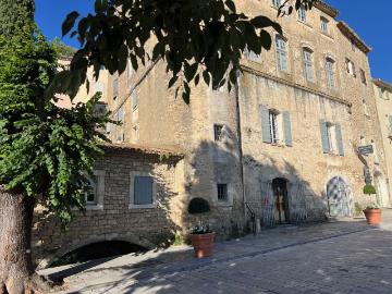 Maison de ville de luxe de 7 pièces en vente MENERBES, Ménerbes, Provence Alpes Côte d'Azur