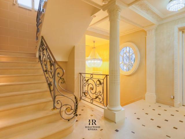 Maison de ville de luxe de 8 pièces en vente Paris, Île de France