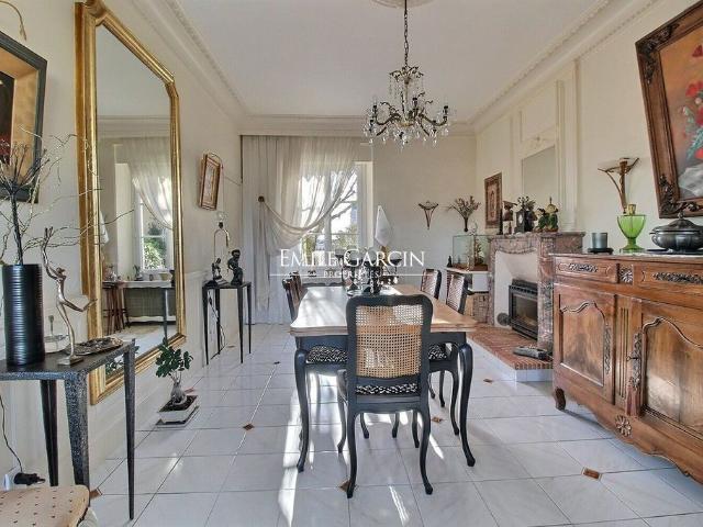 Maison de luxe de 10 pièces en vente à Château Gontier, Pays de la Loire
