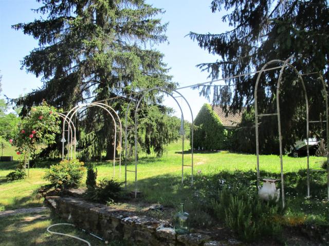 Maison de plain pied avec vue sur étang !