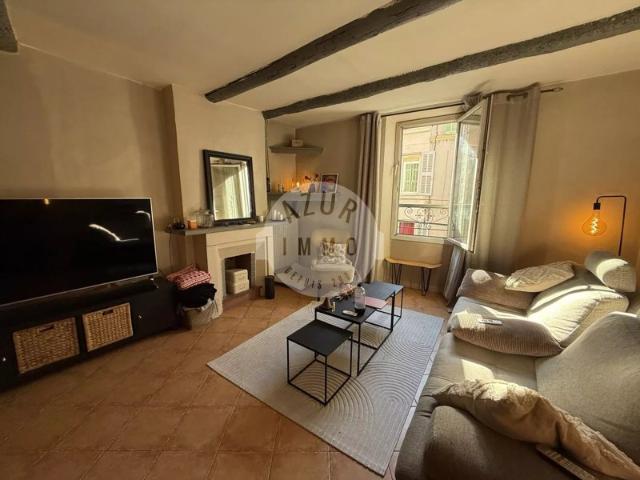 Maison de ville de type 3 d'env. 82.91 m² en R+4_Auriol