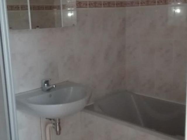 maison de ville enti�rement r�nov�e