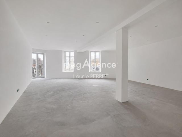 Maison de ville entièrement rénovée
