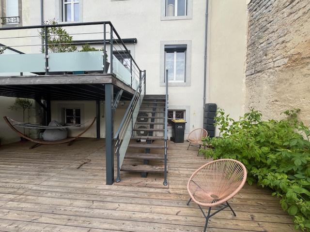 Maison de ville, jusqu'à 6 chambres, Commercy, quartier résidentiel