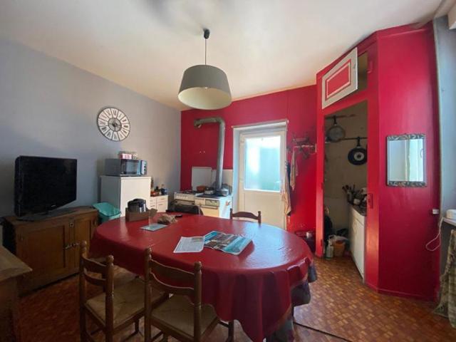 Maison de ville Oyonnax 4 pièce s 96 m2 sur terrain de 254 m²