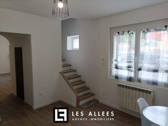 Maison de ville meublée Location LA BATIE ROLLAND 26160