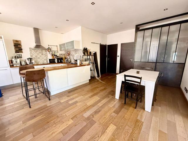 Maison de ville mitoyenne Les Pennes Mirabeau 3 pièces 70m2 et 300 m2 de jardin